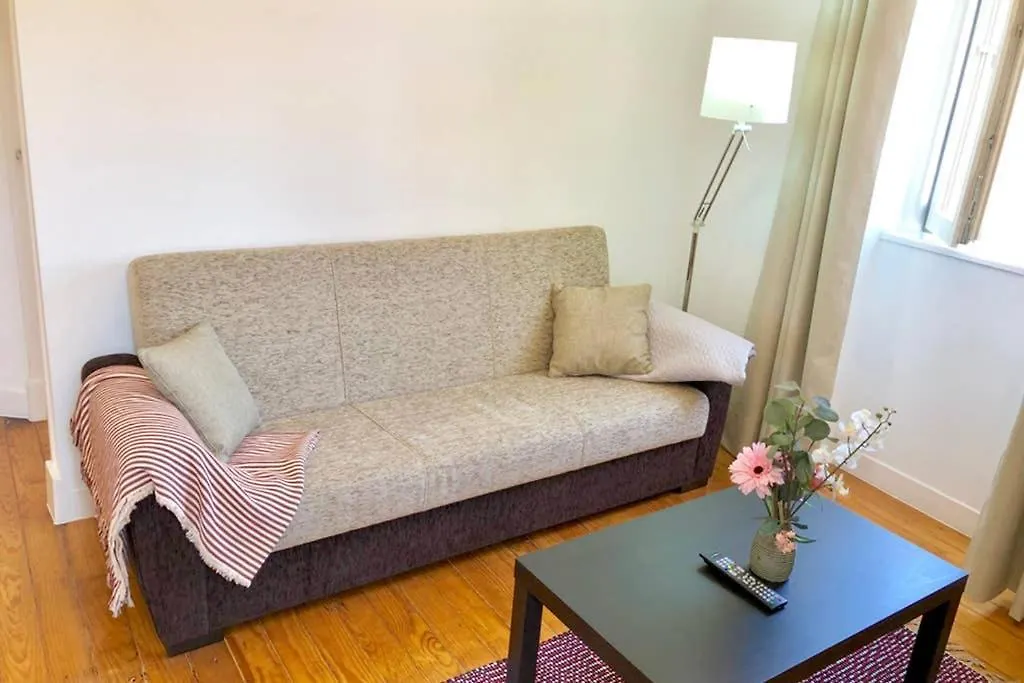 Apartment 32 3 - Lisbon City Life Private Apartment, Bairro Alto